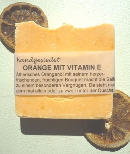 Orange mit Vitamin E Moosmed